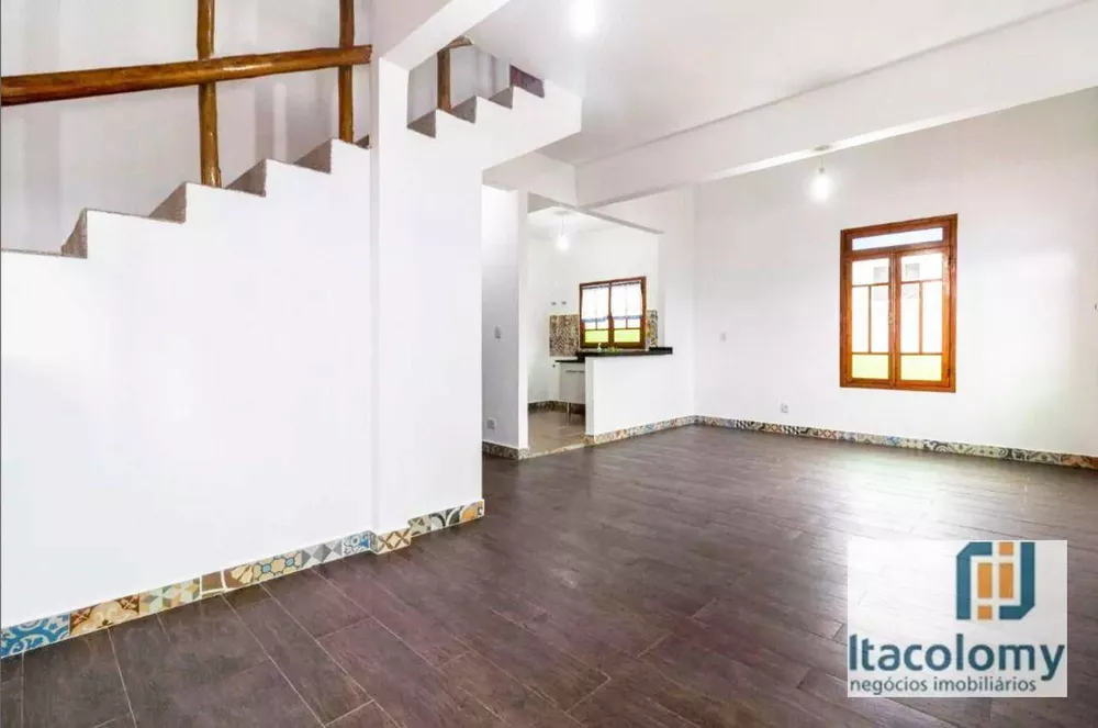 Casa de Condomínio à venda com 3 quartos, 166m² - Foto 3