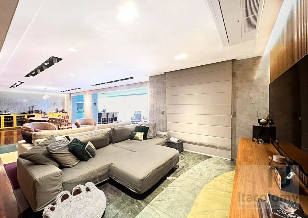 Apartamento, 3 quartos, 226 m² - Foto 4