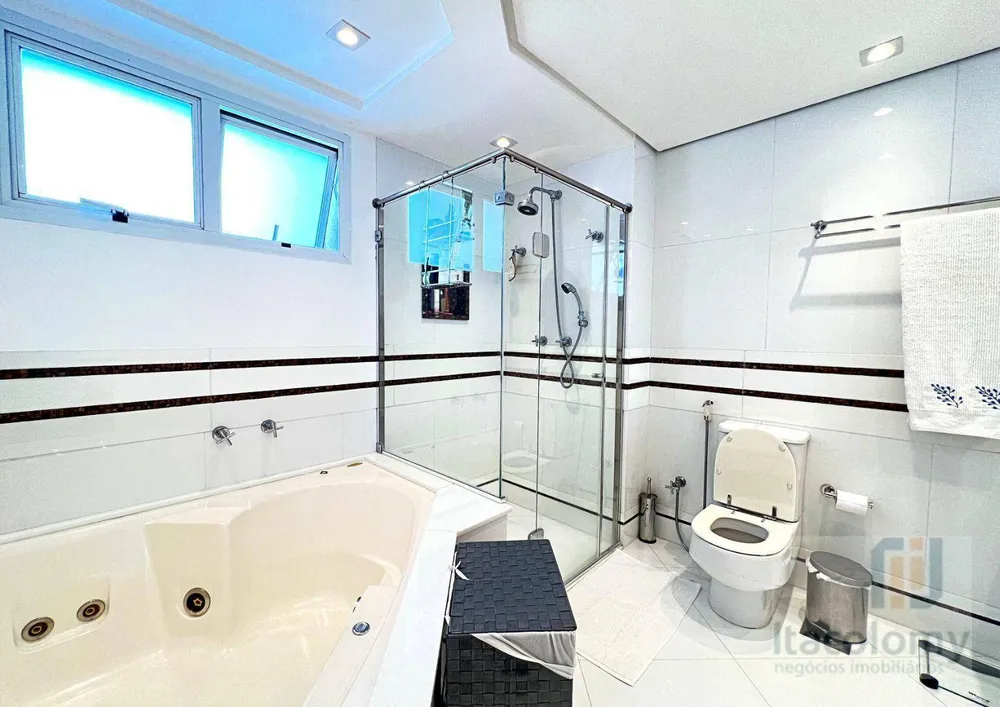 Apartamento, 3 quartos, 226 m² - Foto 5