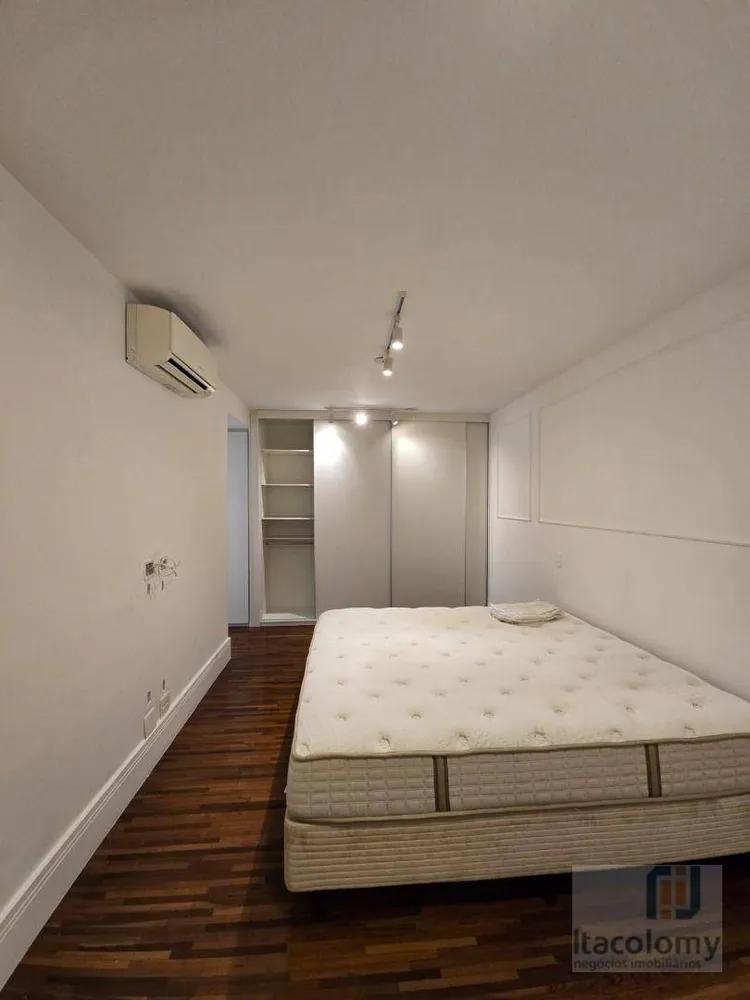 Apartamento, 3 quartos, 196 m² - Foto 3
