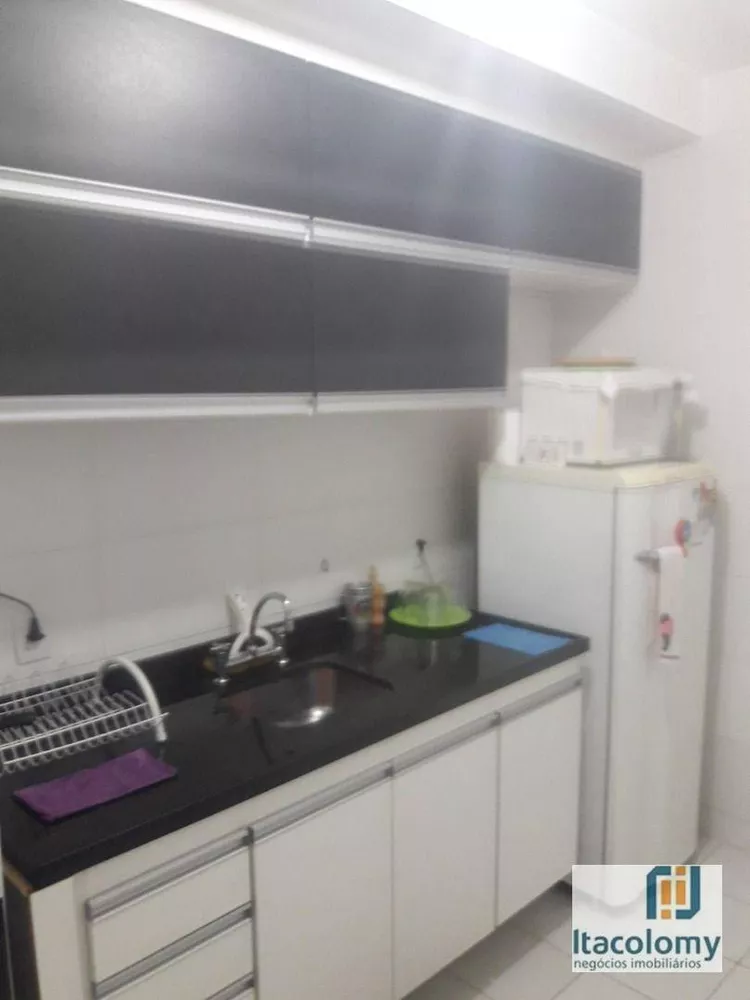 Apartamento à venda com 2 quartos, 79m² - Foto 4