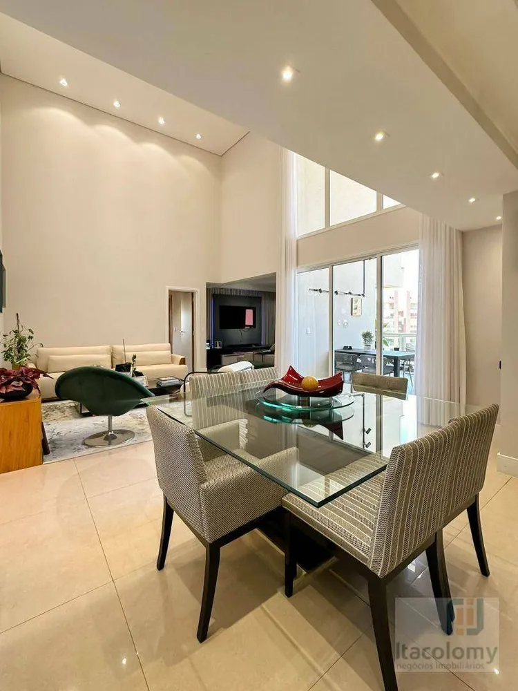 Apartamento, 3 quartos, 172 m² - Foto 1