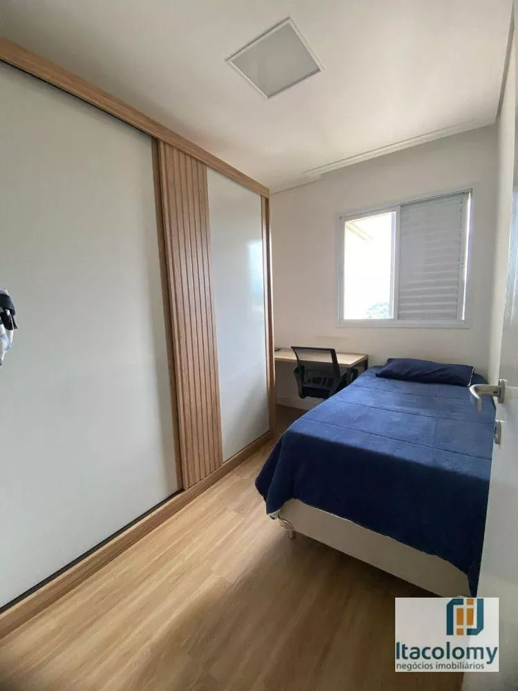 Apartamento à venda com 3 quartos, 85m² - Foto 4