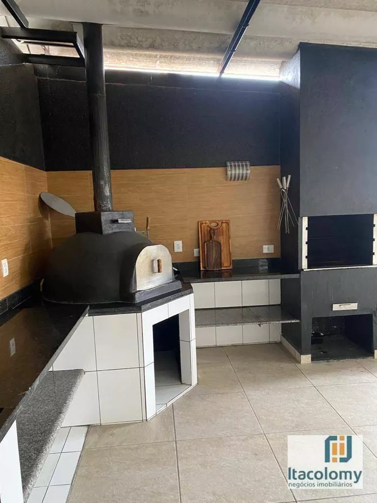 Apartamento à venda com 2 quartos, 70m² - Foto 3