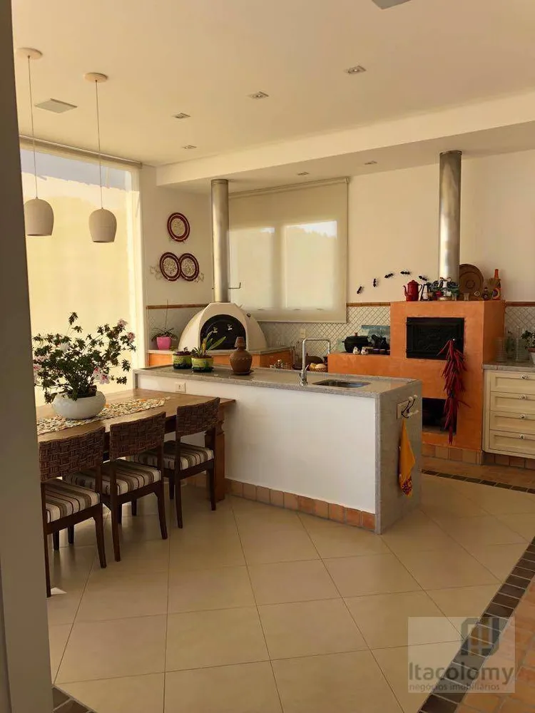 Casa de Condomínio, 4 quartos - Foto 1