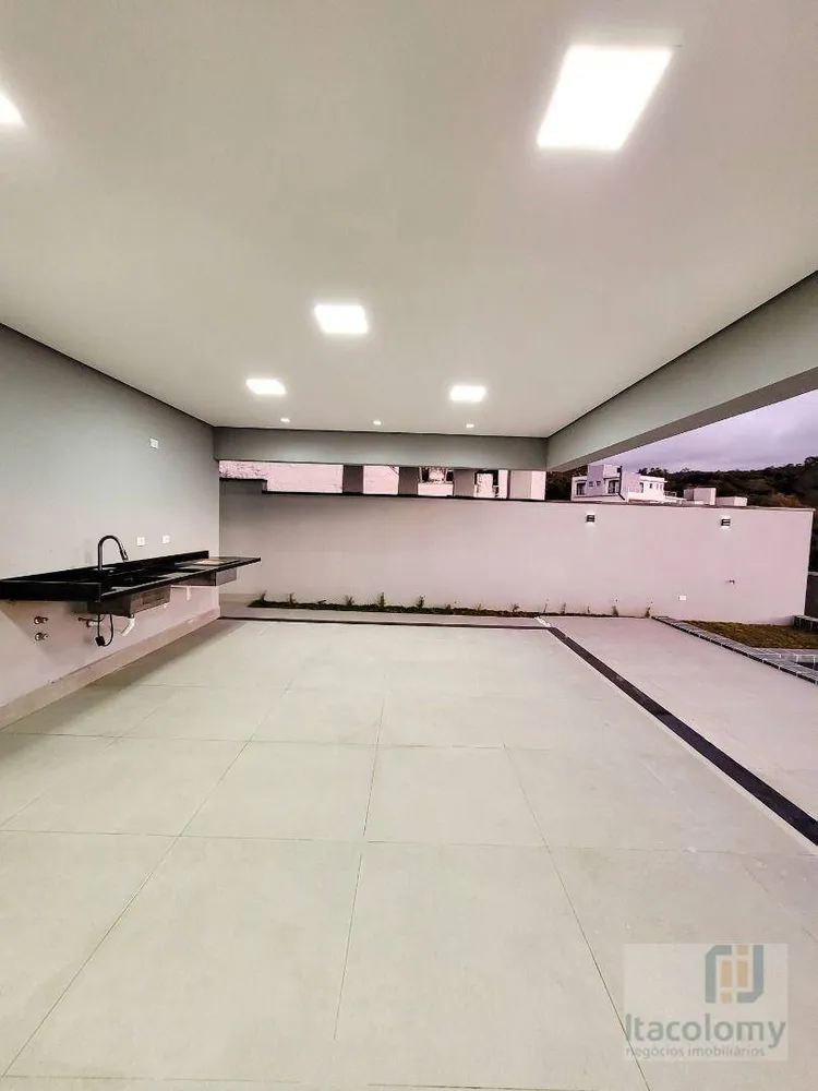 Casa de Condomínio, 4 quartos - Foto 1