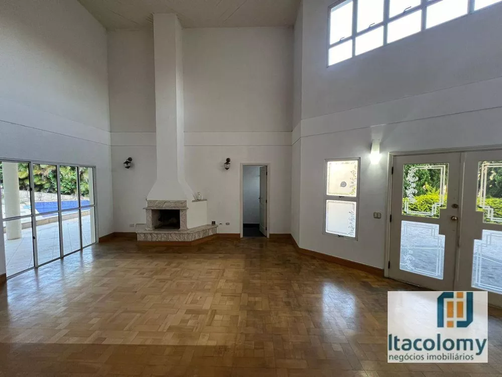 Casa de Condomínio à venda com 4 quartos, 372m² - Foto 4