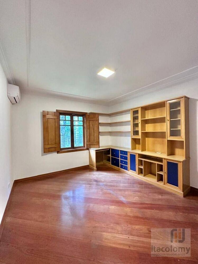 Casa de Condomínio à venda e aluguel com 5 quartos, 650m² - Foto 4