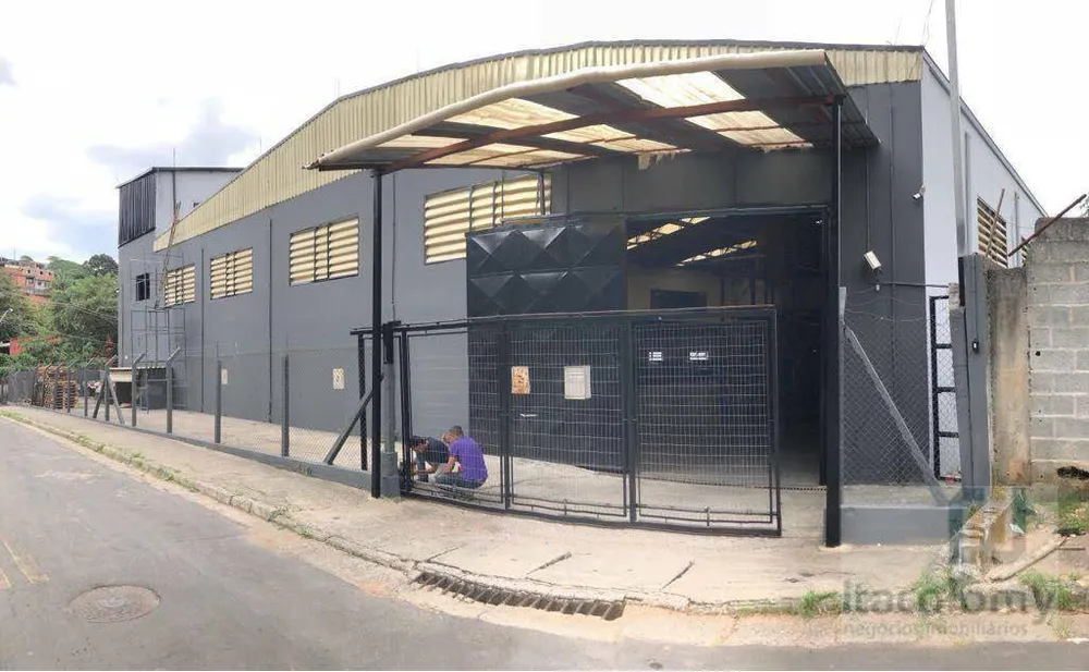 Depósito-Galpão, 2745 m² - Foto 2