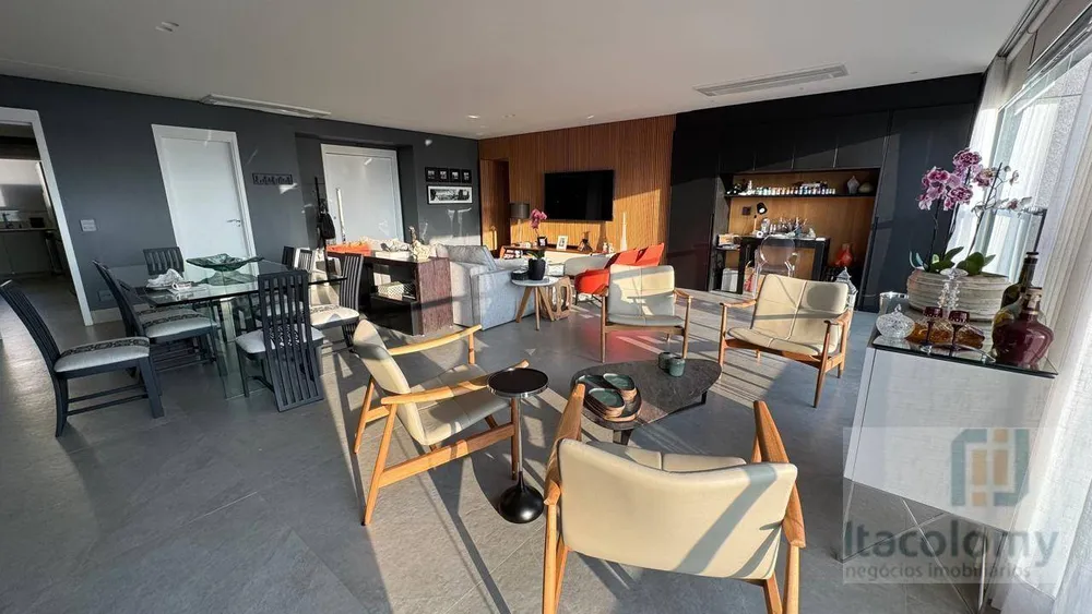Apartamento, 3 quartos, 163 m² - Foto 2