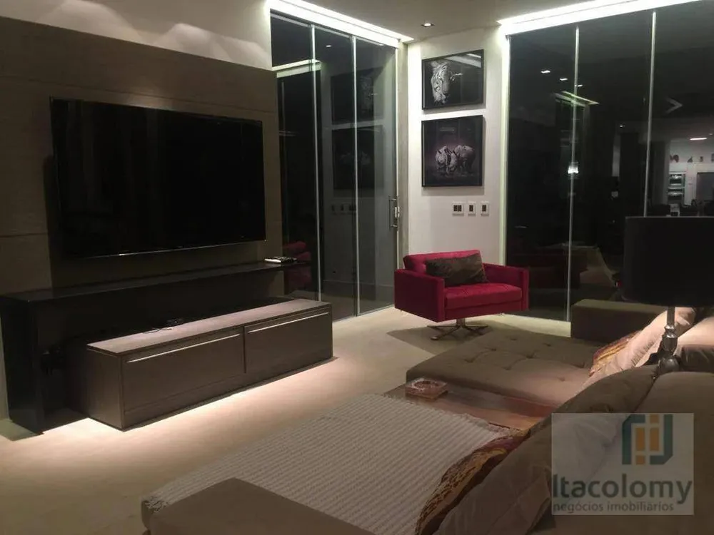 Casa, 6 quartos, 1200 m² - Foto 1