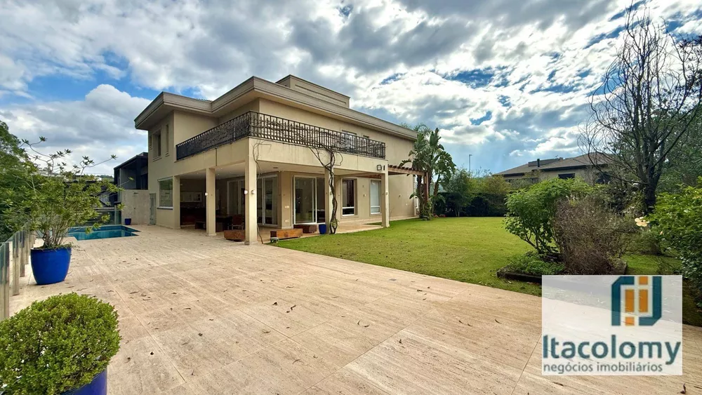 Casa de Condomínio à venda com 4 quartos, 479m² - Foto 2