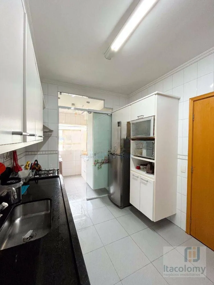 Apartamento, 3 quartos, 139 m² - Foto 2
