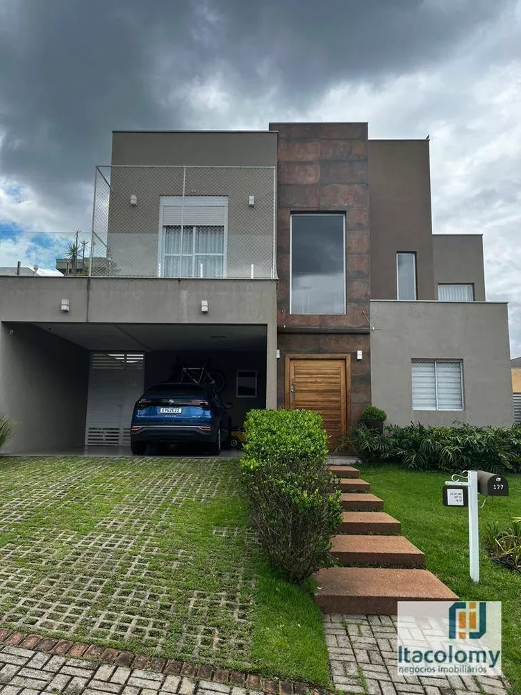 Casa de Condomínio à venda com 3 quartos, 230m² - Foto 1