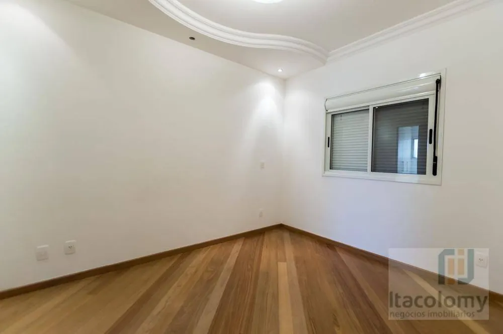 Apartamento, 3 quartos, 139 m² - Foto 1