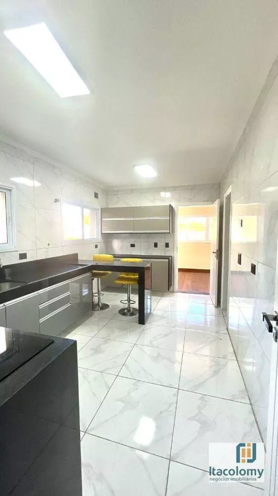 Casa de Condomínio à venda e aluguel com 4 quartos, 312m² - Foto 4