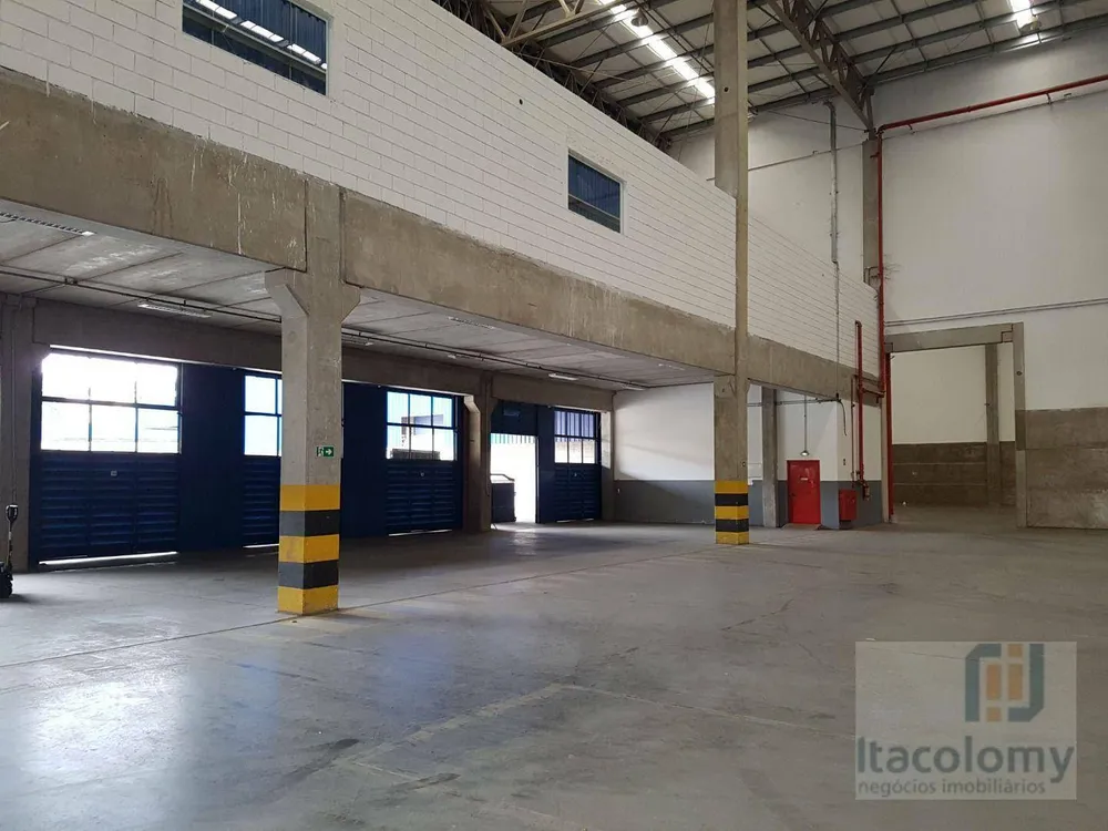 Depósito-Galpão, 4400 m² - Foto 2