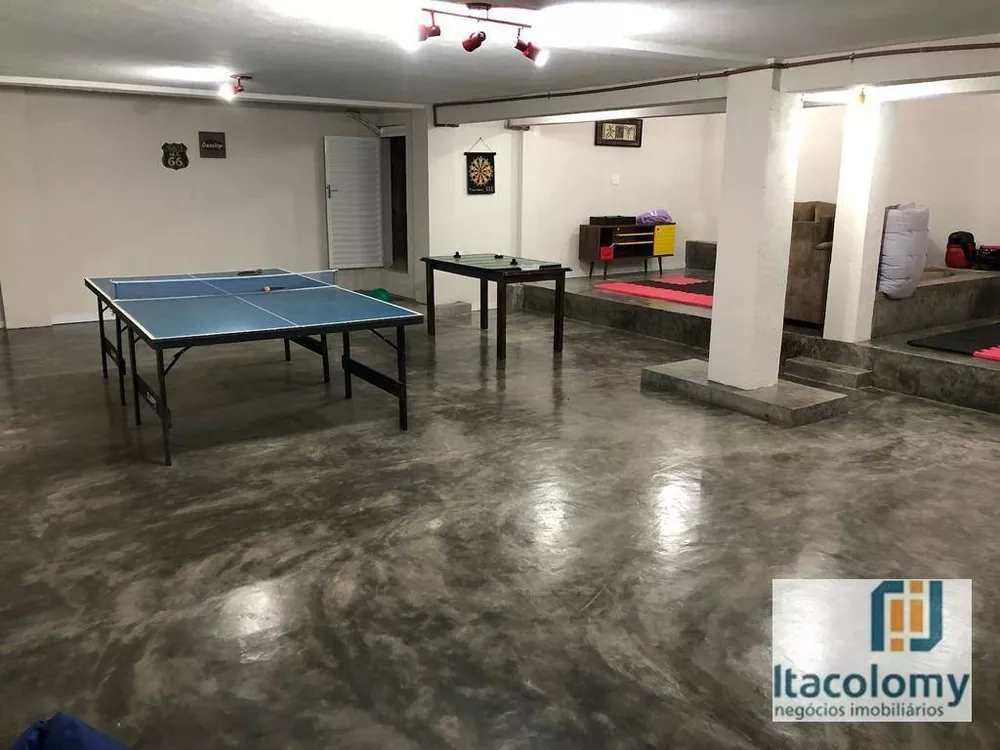 Casa de Condomínio à venda com 4 quartos, 400m² - Foto 17