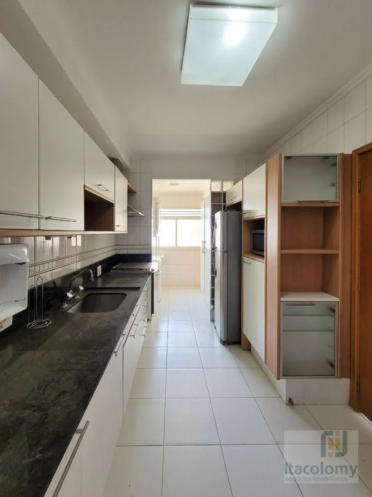 Apartamento, 3 quartos, 139 m² - Foto 2