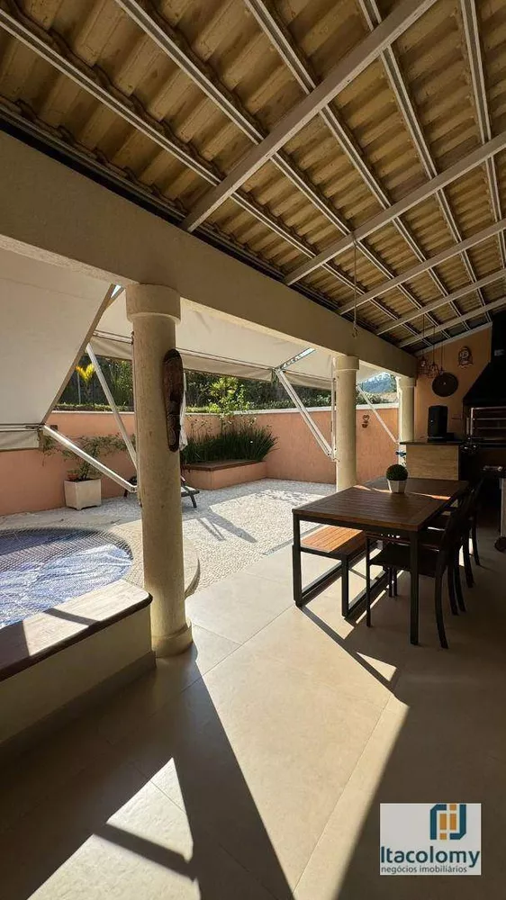 Casa de Condomínio à venda com 3 quartos, 290m² - Foto 3