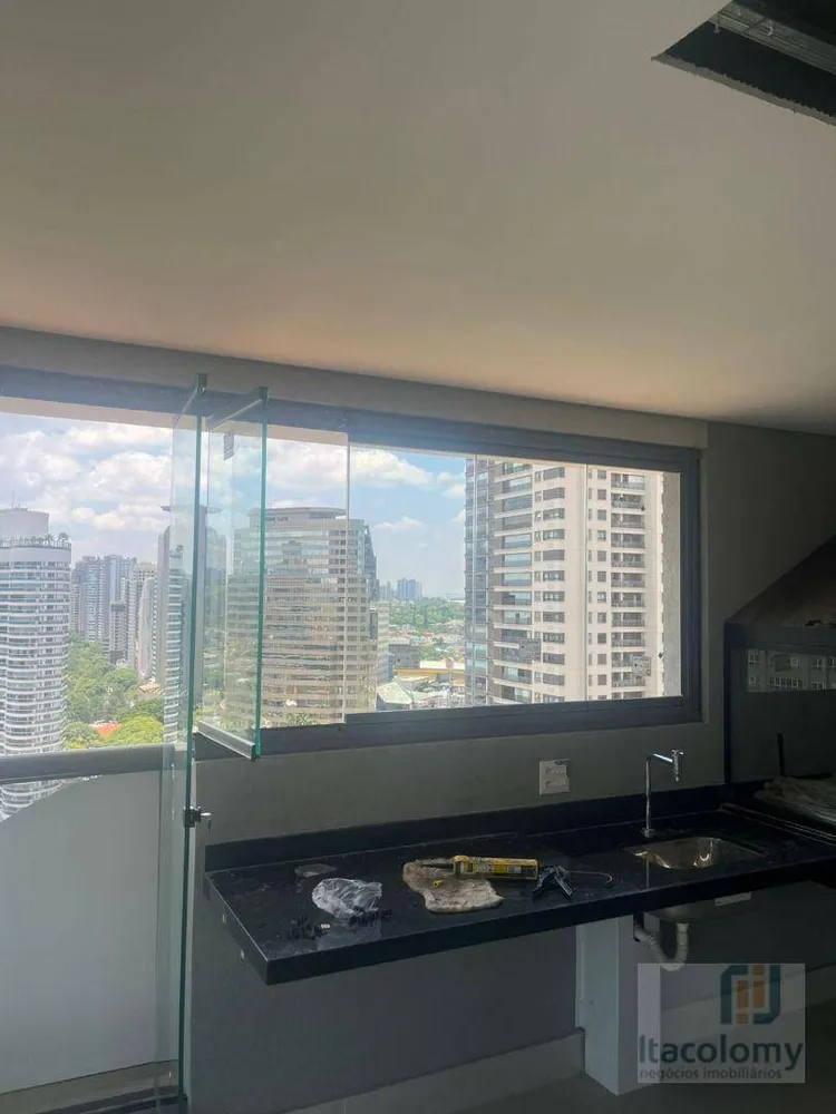 Apartamento, 3 quartos, 244 m² - Foto 2