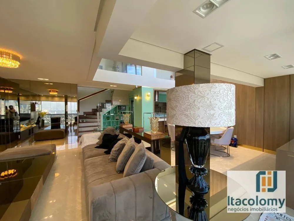 Apartamento, 3 quartos, 134 m² - Foto 1