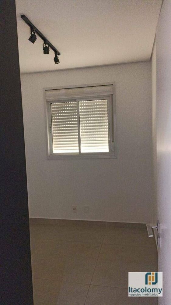 Apartamento para alugar com 3 quartos, 91m² - Foto 1