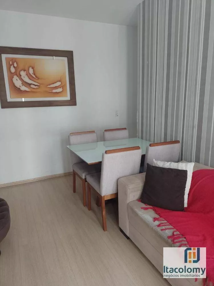 Apartamento à venda com 2 quartos, 58m² - Foto 3