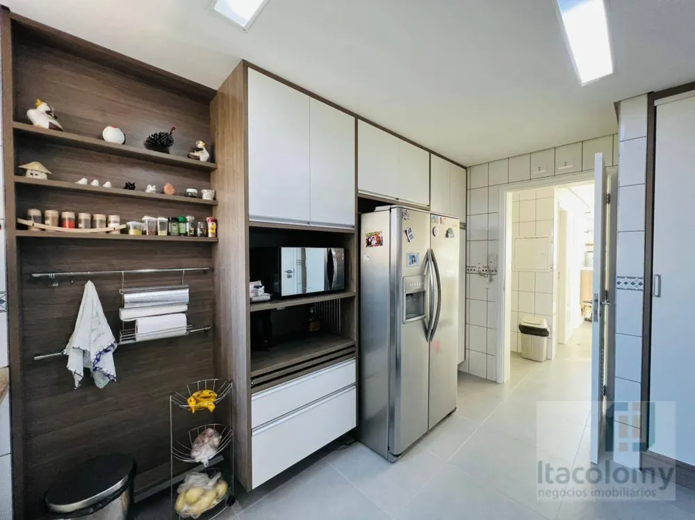 Apartamento, 3 quartos, 240 m² - Foto 6