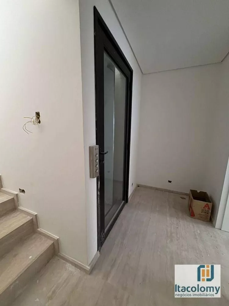 Casa de Condomínio à venda com 4 quartos, 420m² - Foto 4