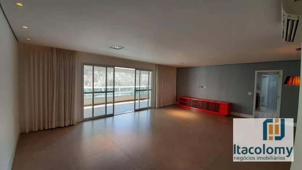 Apartamento à venda com 3 quartos, 202m² - Foto 4