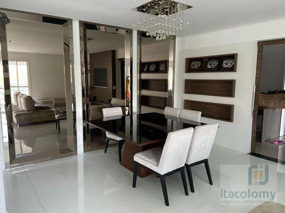 Apartamento, 3 quartos, 202 m² - Foto 2