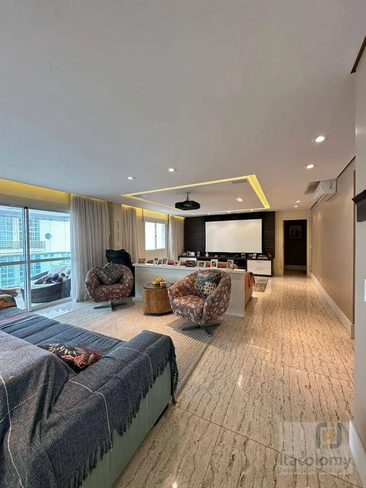 Apartamento, 3 quartos, 235 m² - Foto 2