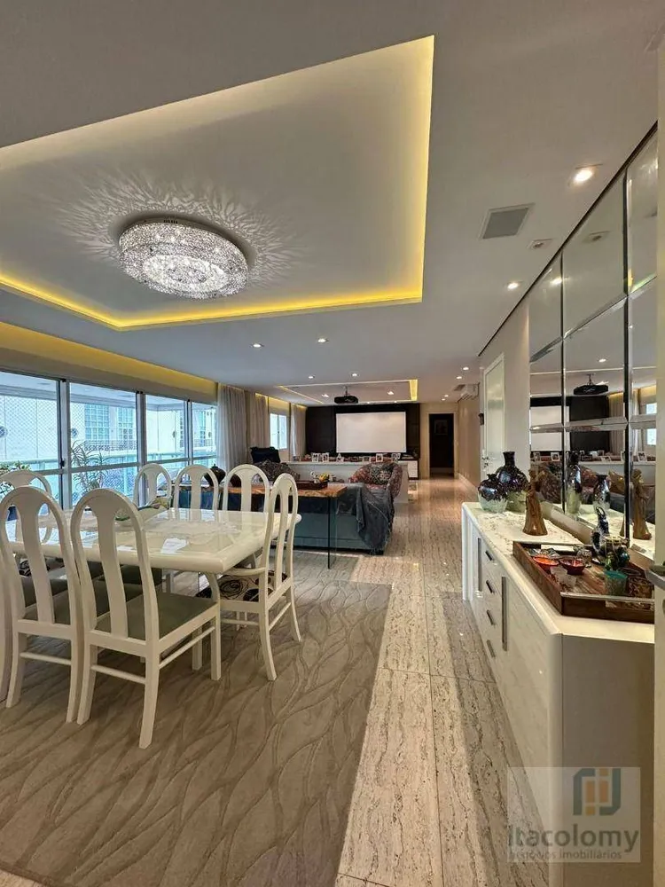 Apartamento, 3 quartos, 235 m² - Foto 1