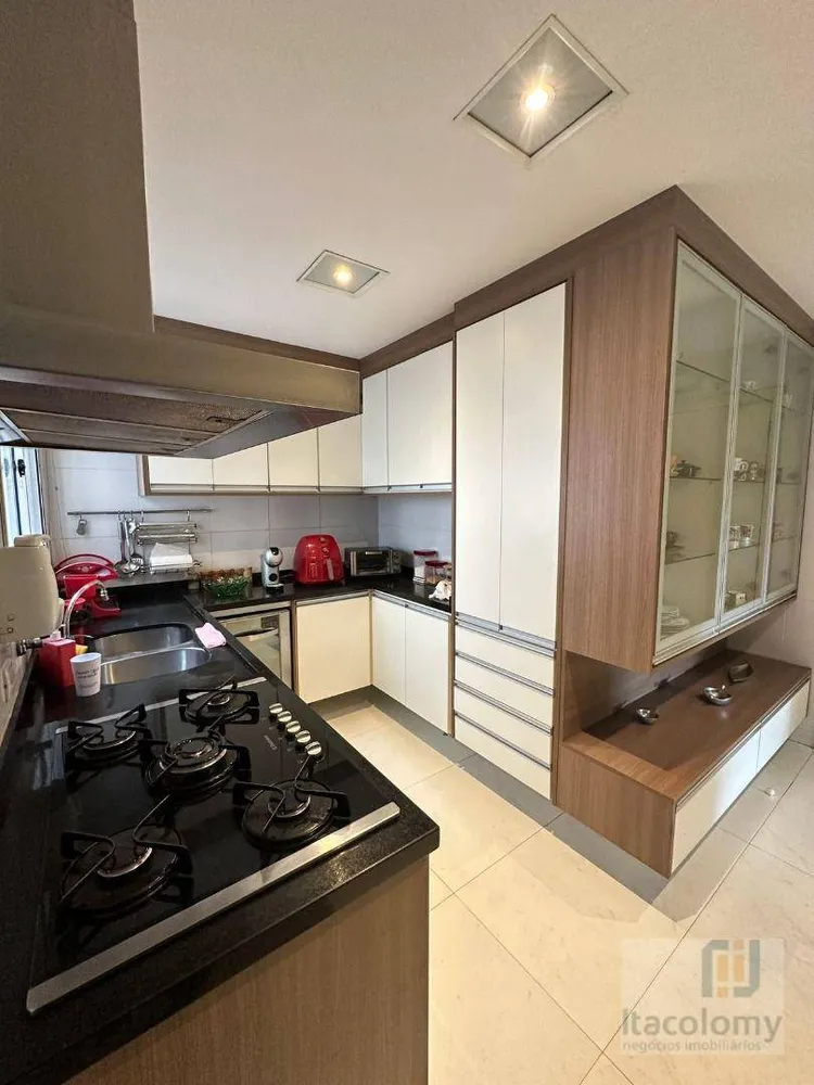 Apartamento, 3 quartos, 235 m² - Foto 11