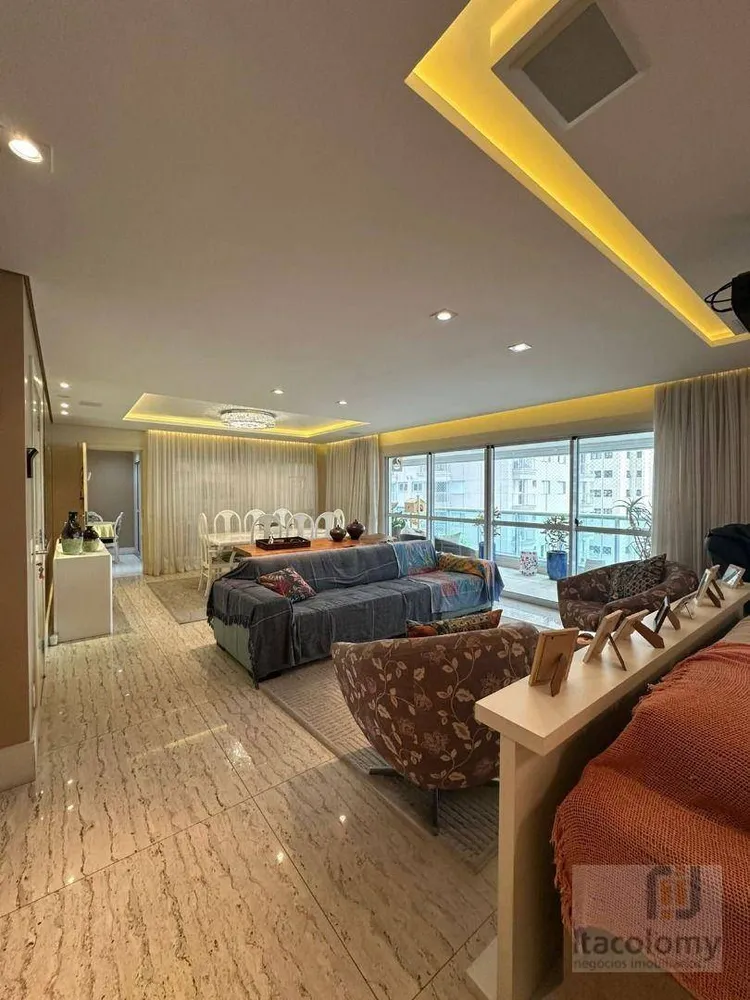 Apartamento, 3 quartos, 235 m² - Foto 3