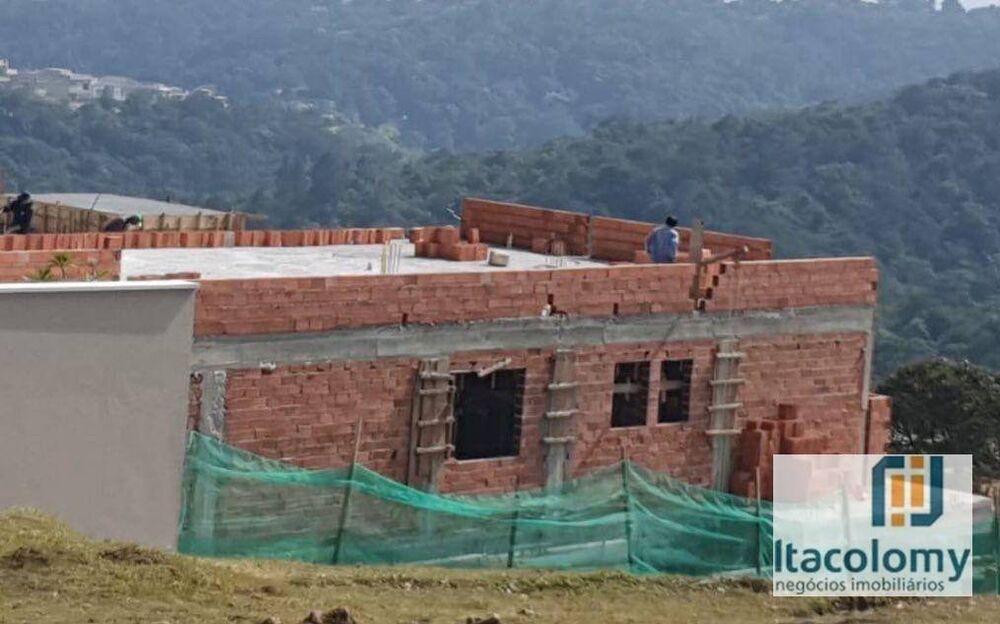 Casa de Condomínio para alugar com 4 quartos, 380m² - Foto 8