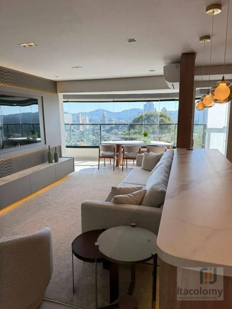 Apartamento, 3 quartos, 123 m² - Foto 2