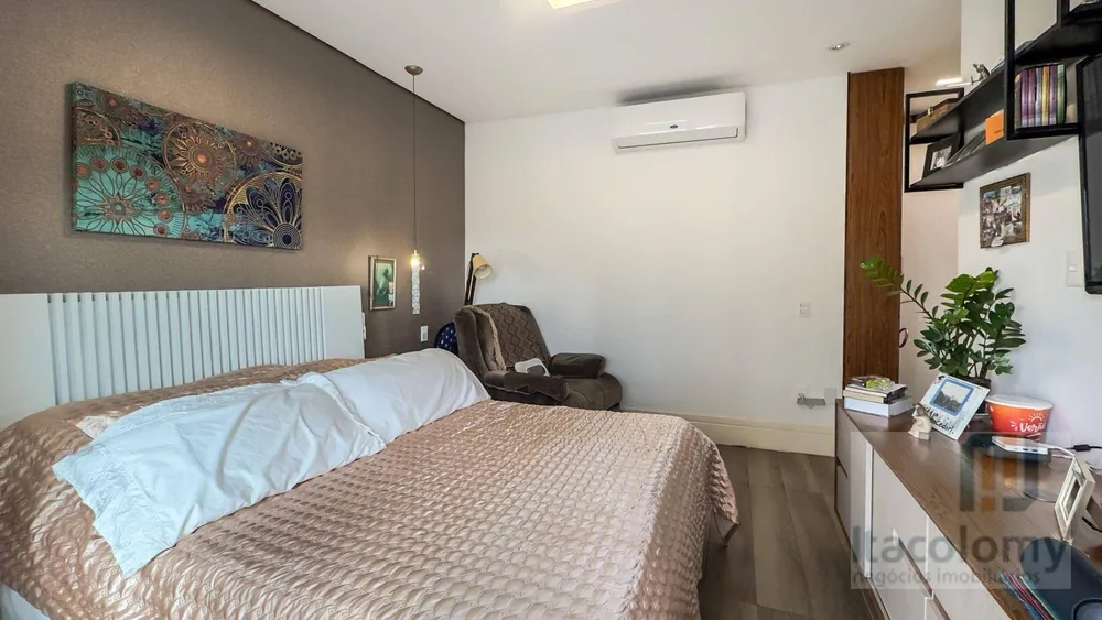 Apartamento, 3 quartos, 282 m² - Foto 2