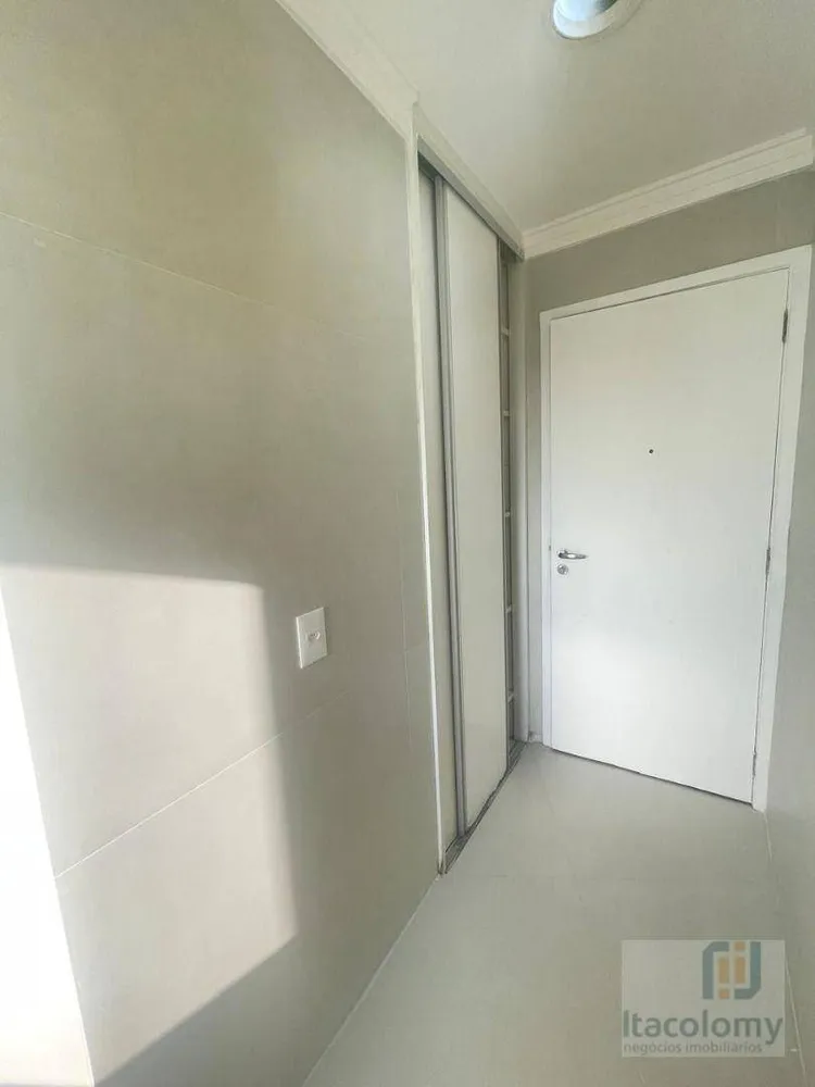 Apartamento, 3 quartos, 196 m² - Foto 4