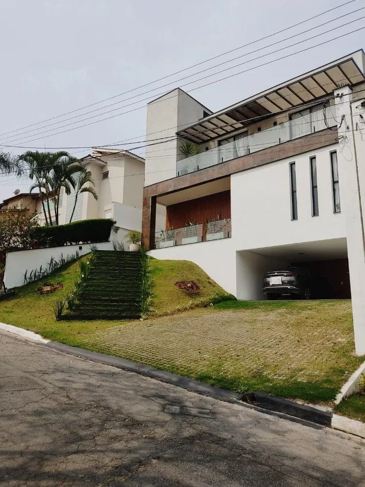 Casa de Condomínio à venda com 4 quartos, 350m² - Foto 1