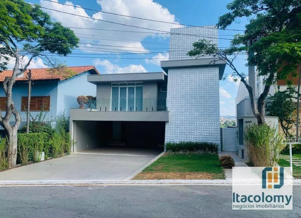 Casa de Condomínio à venda com 4 quartos, 380m² - Foto 1