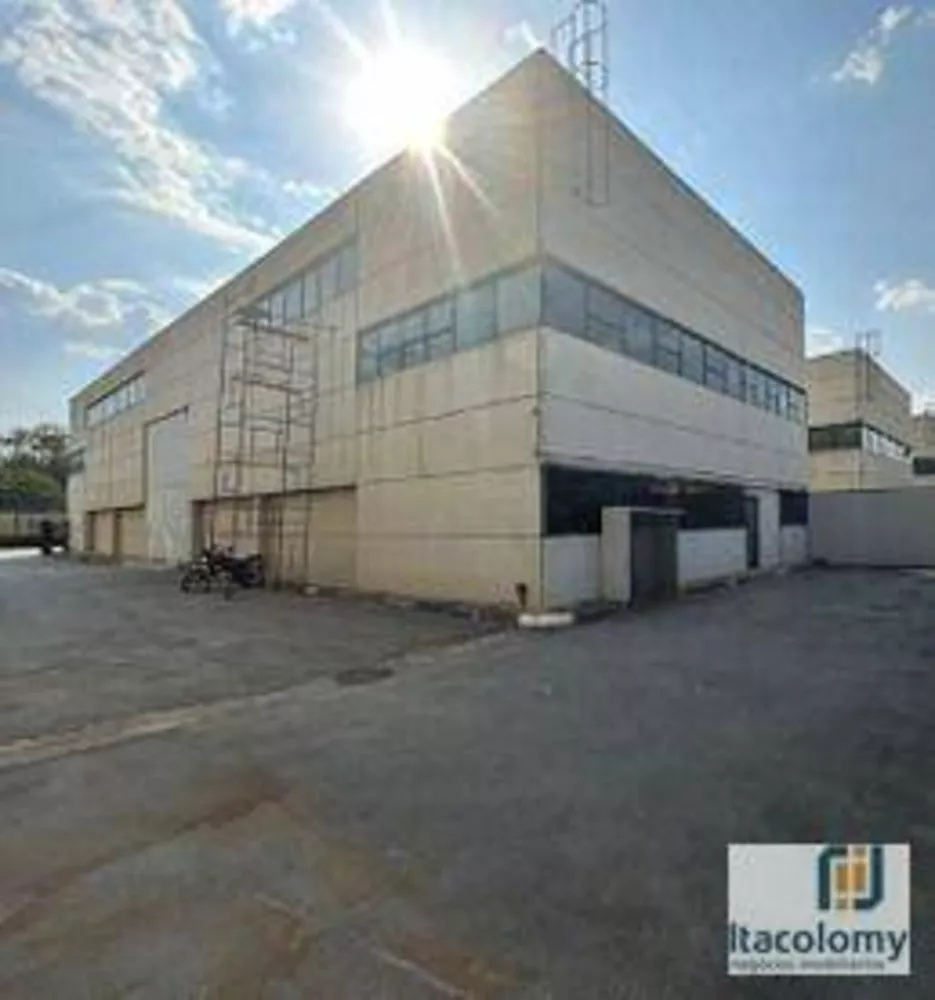 Depósito-Galpão-Armazém para alugar, 1582m² - Foto 1