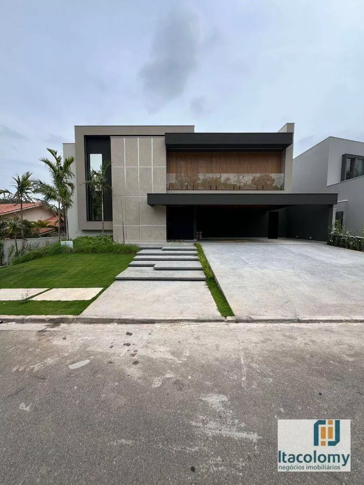 Casa de Condomínio à venda com 5 quartos, 845m² - Foto 1