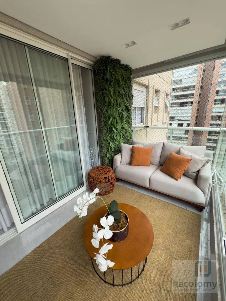 Apartamento, 3 quartos, 140 m² - Foto 1