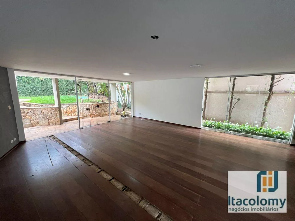 Casa de Condomínio à venda com 4 quartos, 460m² - Foto 4