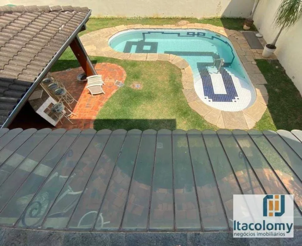 Casa de Condomínio à venda com 4 quartos, 550m² - Foto 5