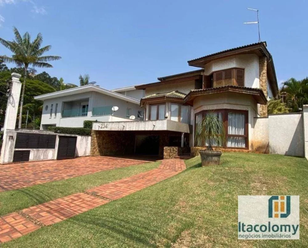 Casa de Condomínio à venda com 4 quartos, 550m² - Foto 1