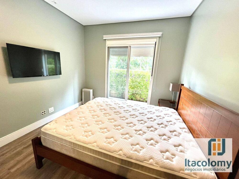 Apartamento para alugar com 4 quartos, 250m² - Foto 19