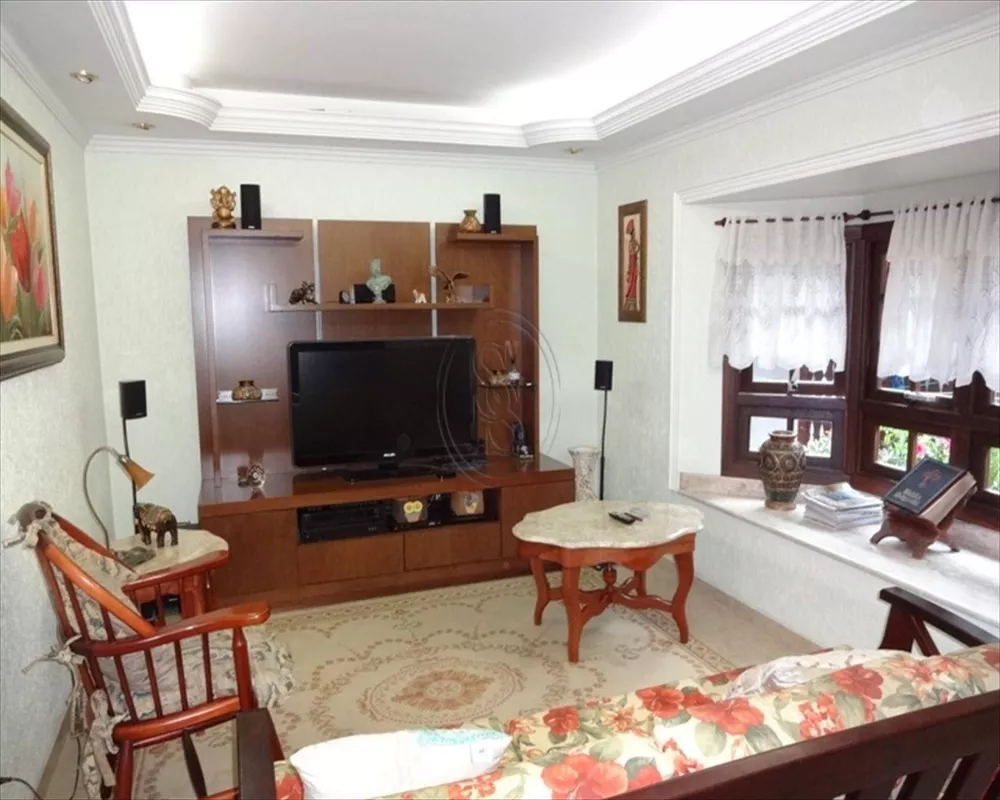 Sobrado à venda com 2 quartos, 143m² - Foto 1